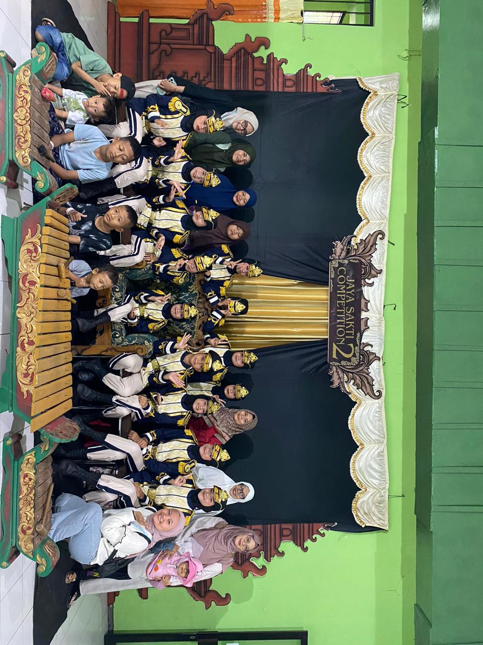 Olahraga & Ekstrakurikuler